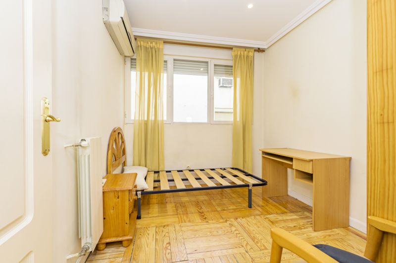 Pine Floor Installation detail